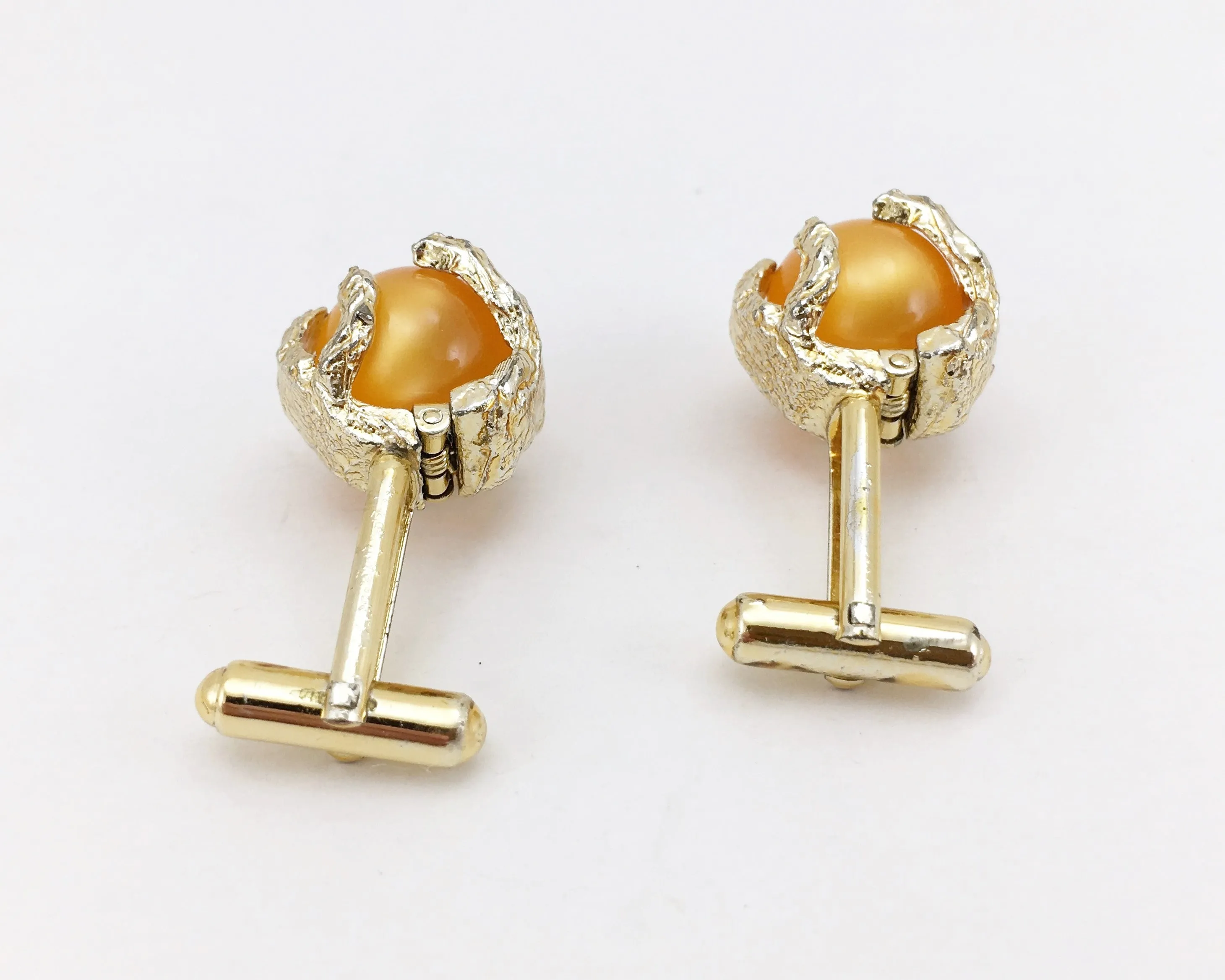 1960s-70s Modernist Cufflinks Set Gold Tone Freeform Abstract Mad Men Era Men's Vintage Cufflink Set with orange marbles