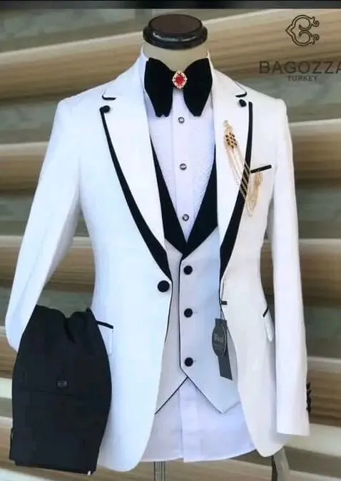 3 Pieces Black Trim  Ivory Mens Groom Tuxede Suits CB3919