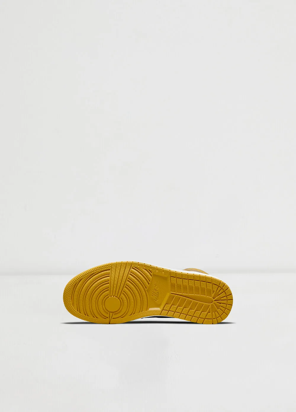 Air Jordan 1 Retro High Sneakers