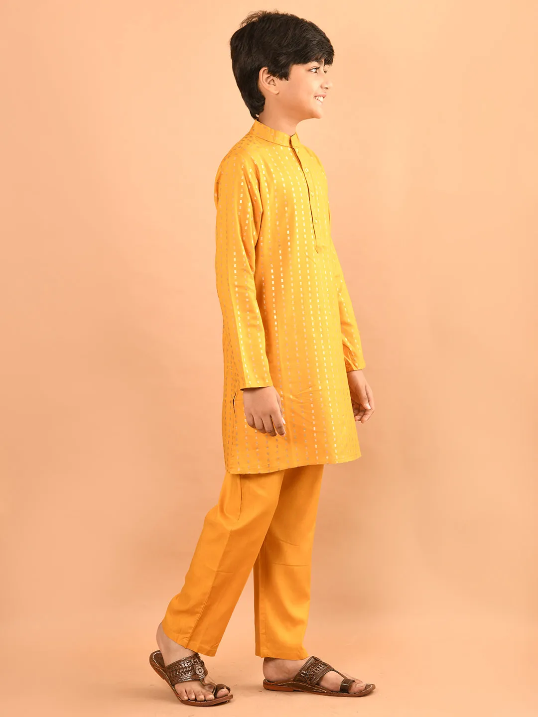 All Over Printed Mandarin Collar Straight Kurta Pajama Set