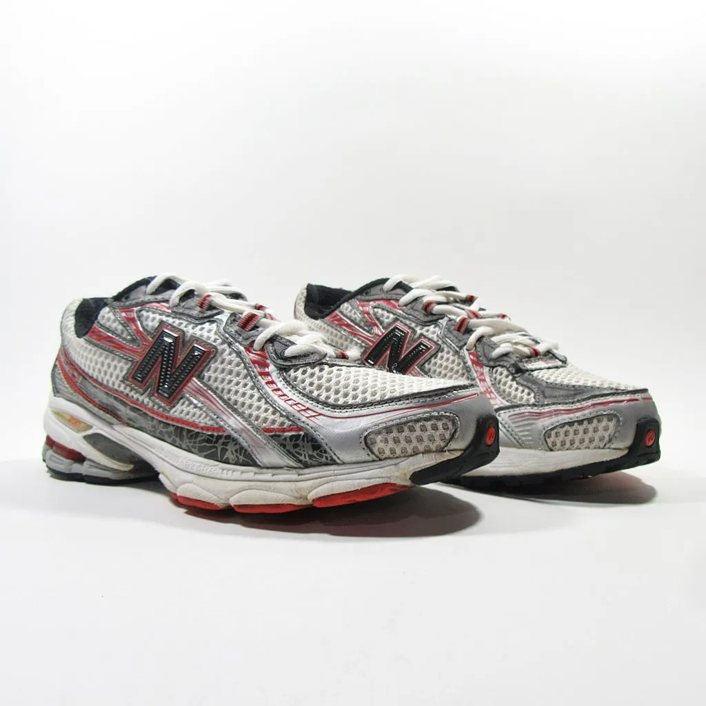 ASICS 740