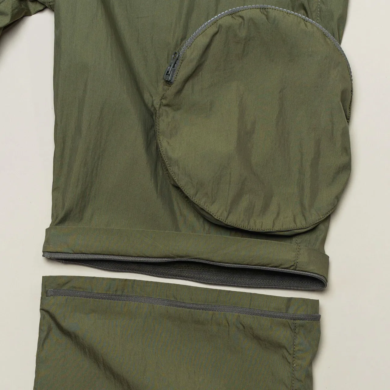 C by camel active Unisex Detachable Cargo Trousers in Baggy Fit with Multiple Pockets in Olive Cotton Blend 300-AW24C0909