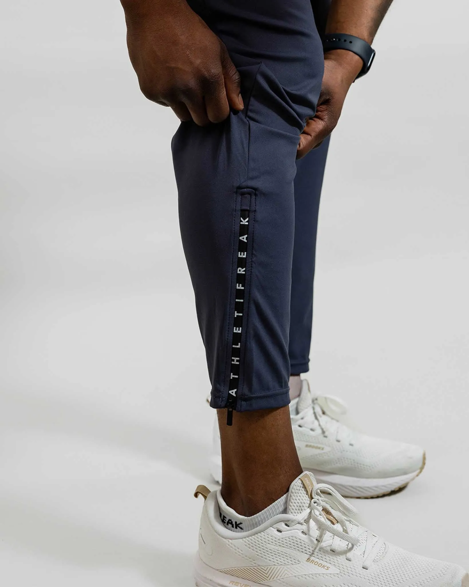 [CORE] Thrive Joggers - Nightsky