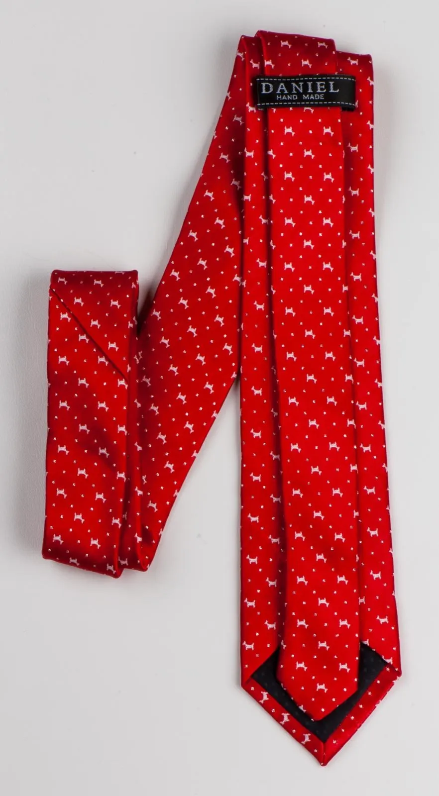 Daniel Silk Neck Tie White Scotty Dogs On Red With Silver Highlights 2 3/4 Inch