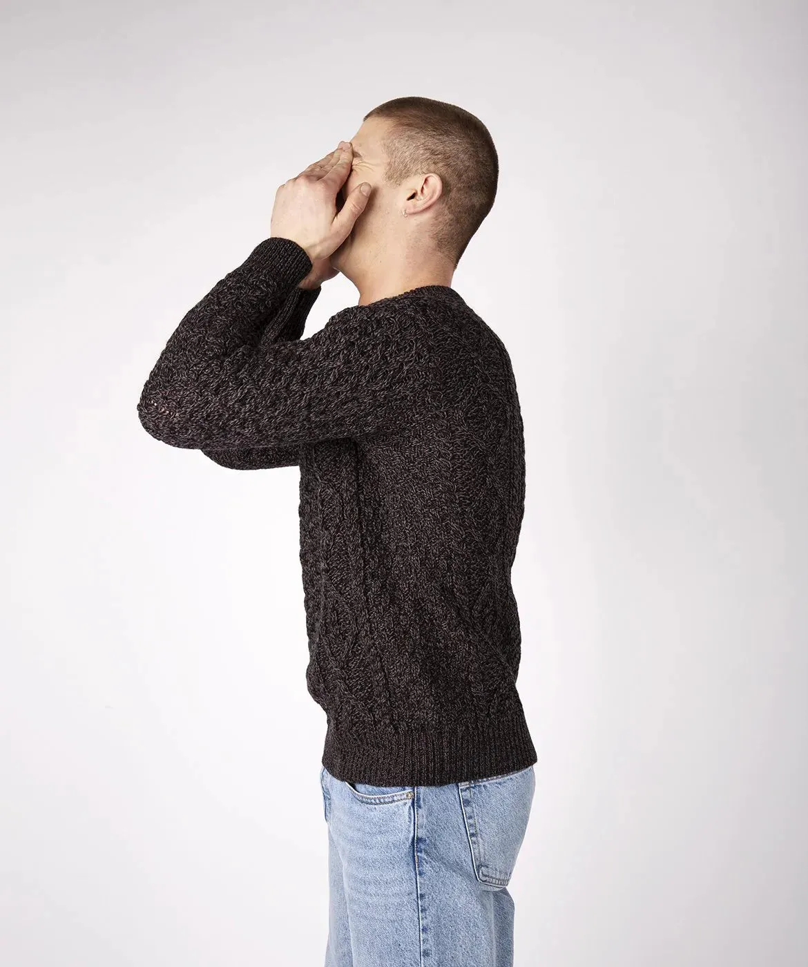 Fearnóg Aran Crew Neck Sweater - Anthracite