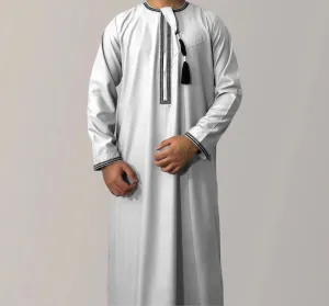 FN49-31  Solid color round neck embroidered men's robe