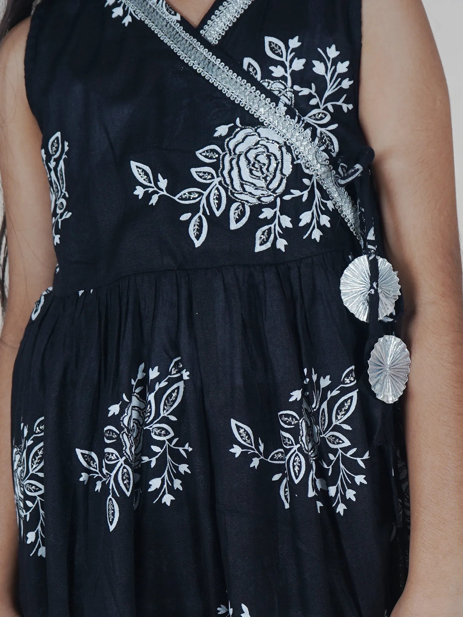 Girls Flower Printed Glitter Sleeveless Kurta With Sharara & Dupatta
