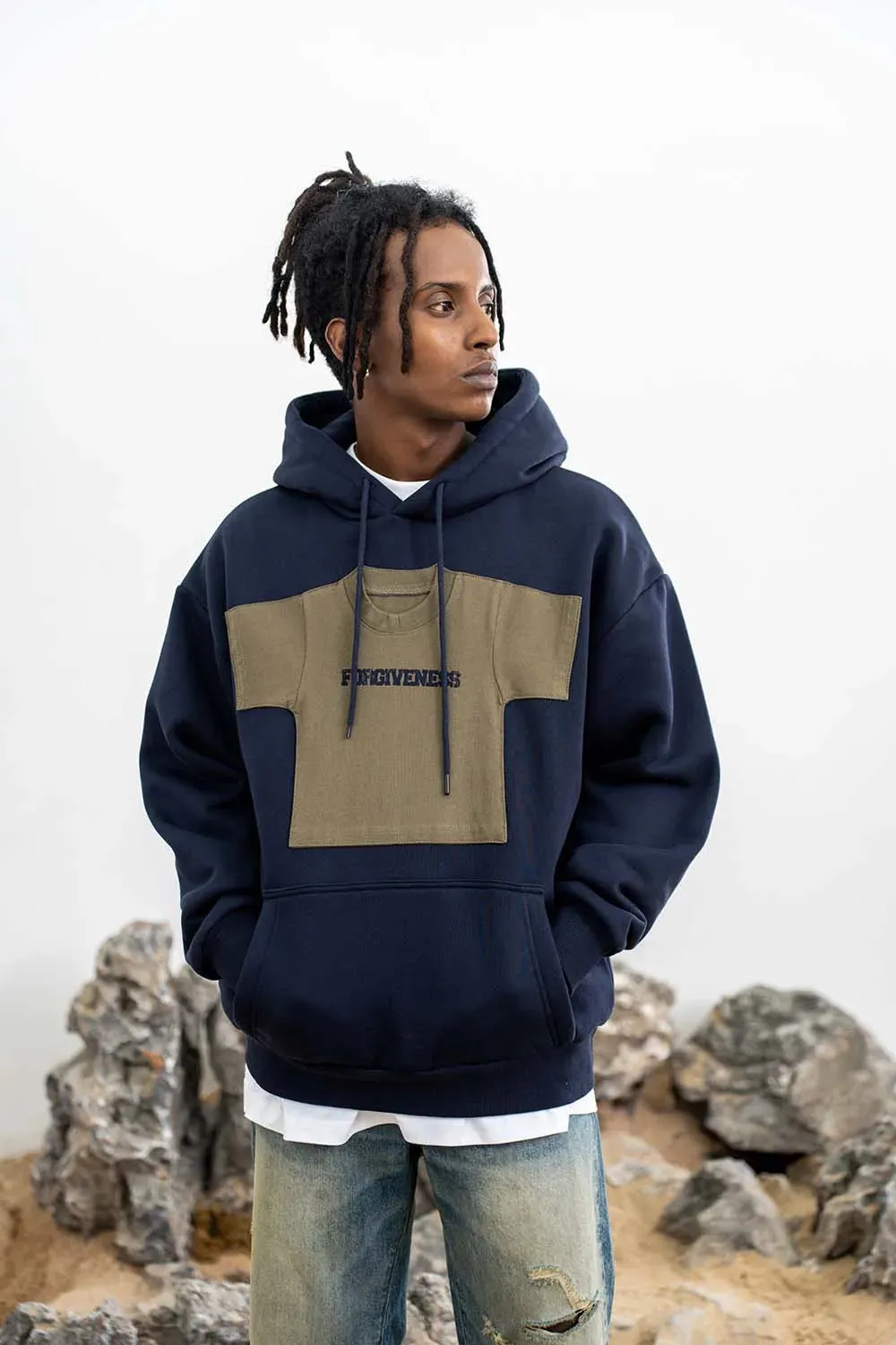 Hoodie avec le Mini Tee Patch en Polaire