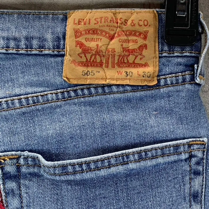 LEVI'S Men's Light Wash 505 Regular-Fit Straight-Leg Denim Jeans SZ 30X30