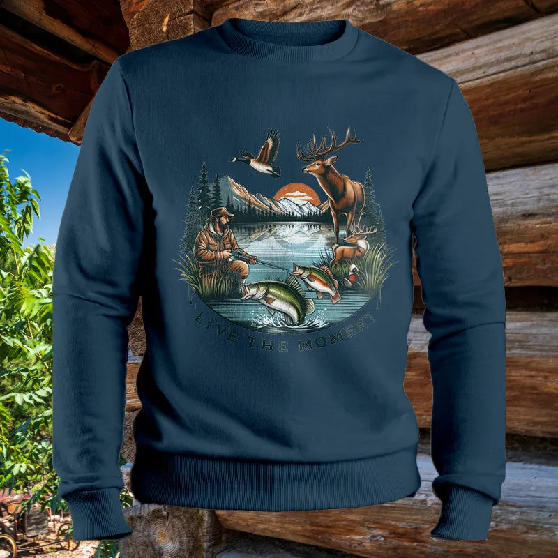LIVE THE MOMENT For Hunting | Men's Fall Sweatshirt