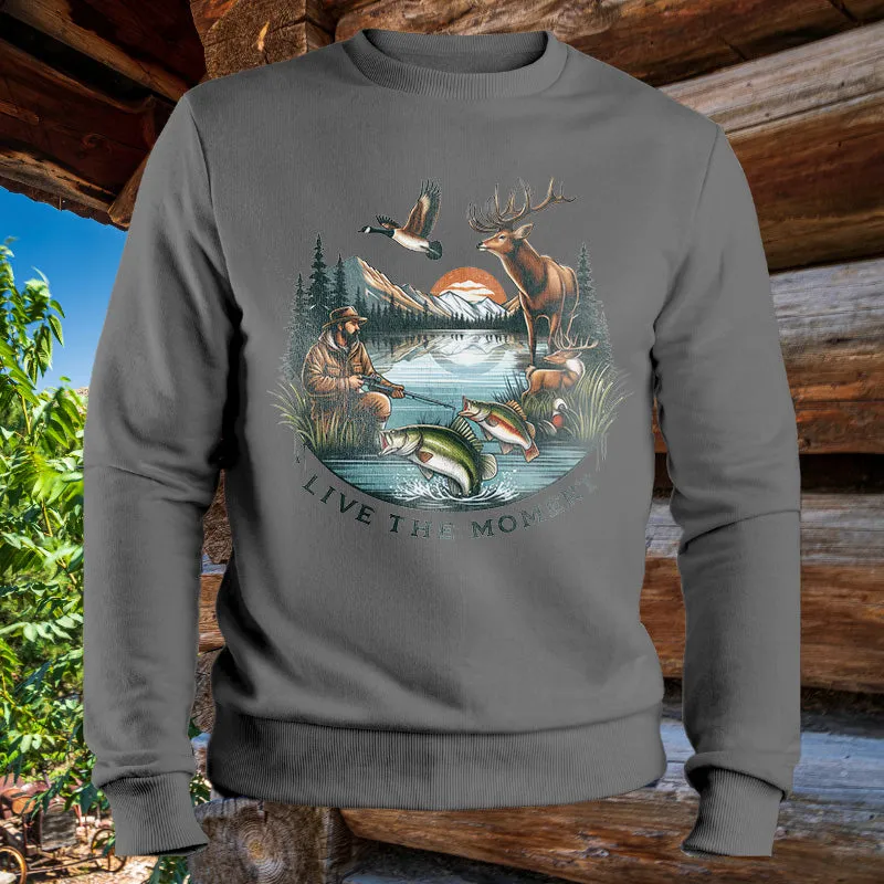 LIVE THE MOMENT For Hunting | Men's Fall Sweatshirt
