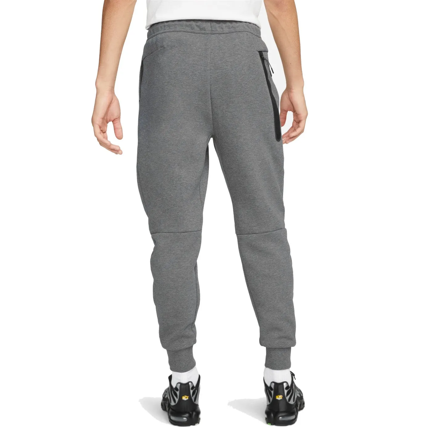 Liverpool FC grey Tech Fleece presentation tracksuit 2023/24 - Nike