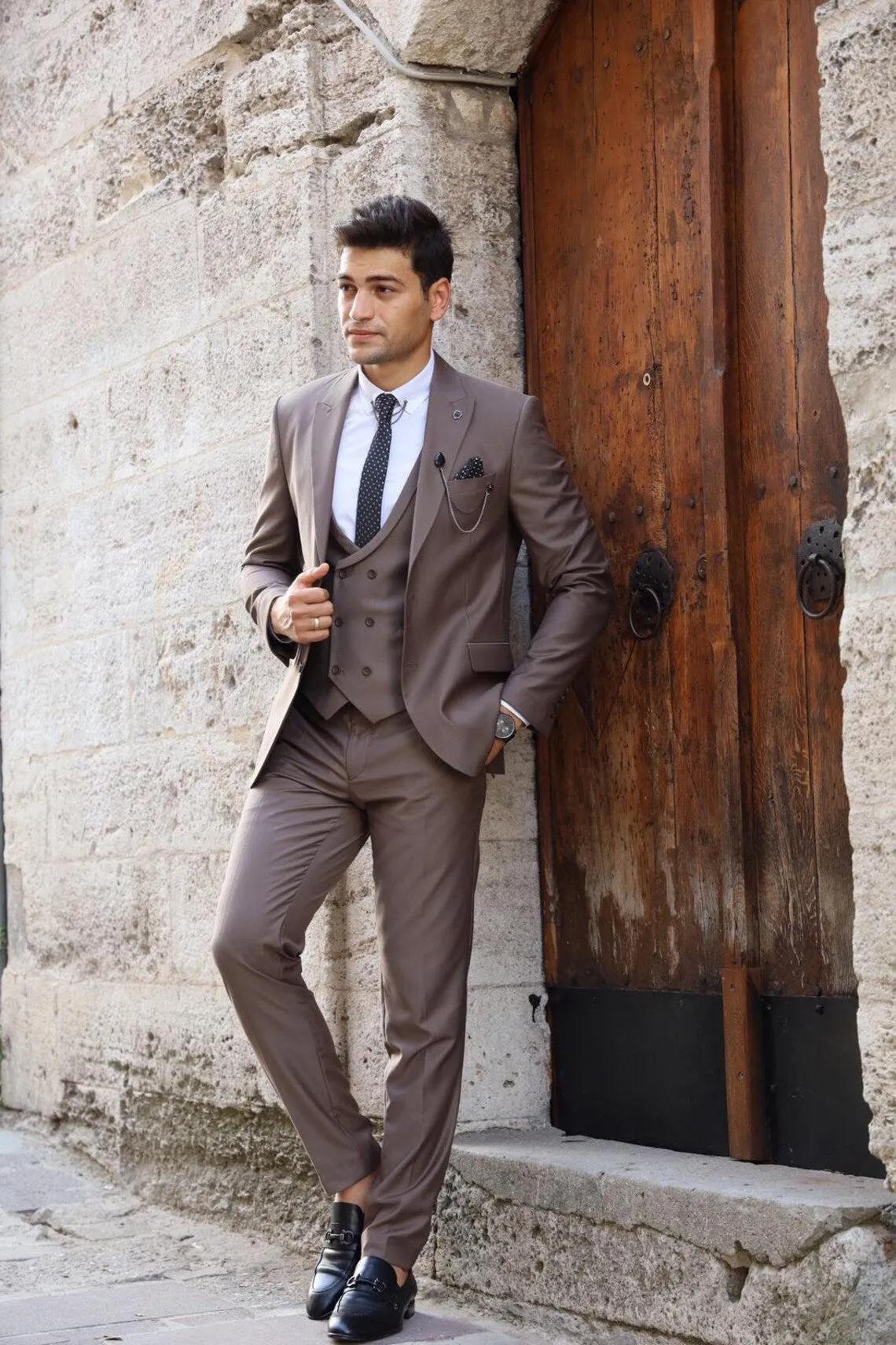 Men Dark Brown Slim Fit Suit Elegant Groomsmen Party Wear Suit Prom Dinner Suit Bespoke Tailoring