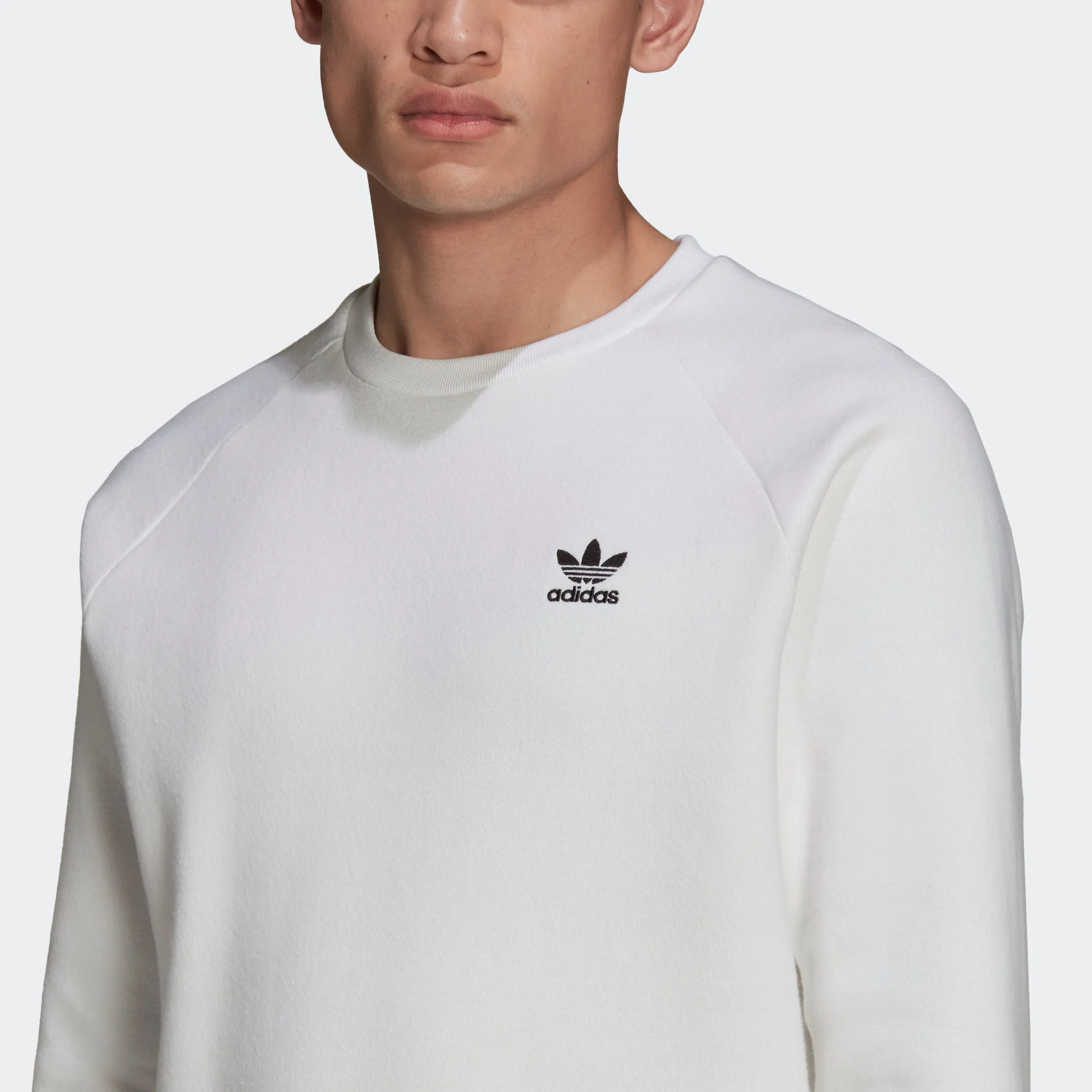 Men’s adidas Originals Adicolor Essentials Trefoil Crewneck Sweatshirt White