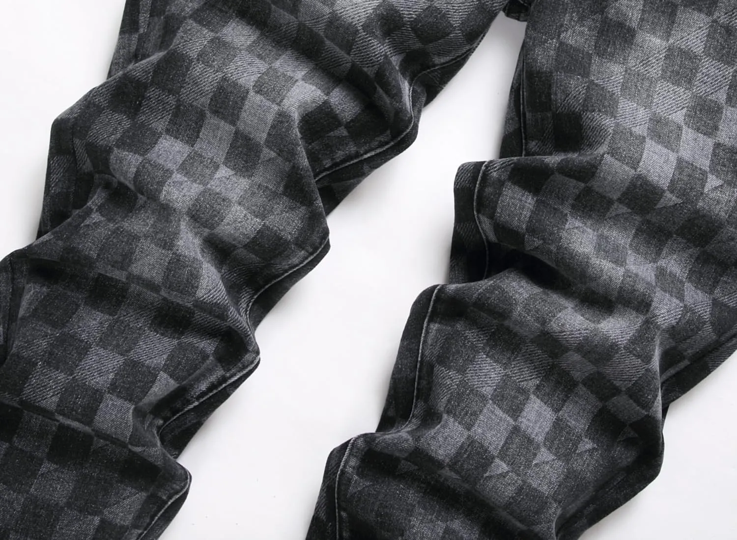 Men's Denim Checkered Print Ripped Distressed Jeans