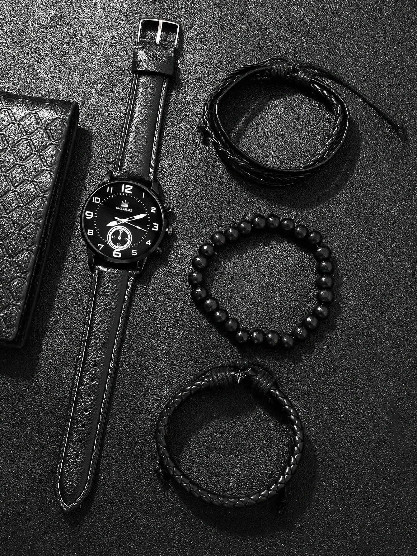 Men's Leisure and Fashionable Quartz Watch 4pcs/Set