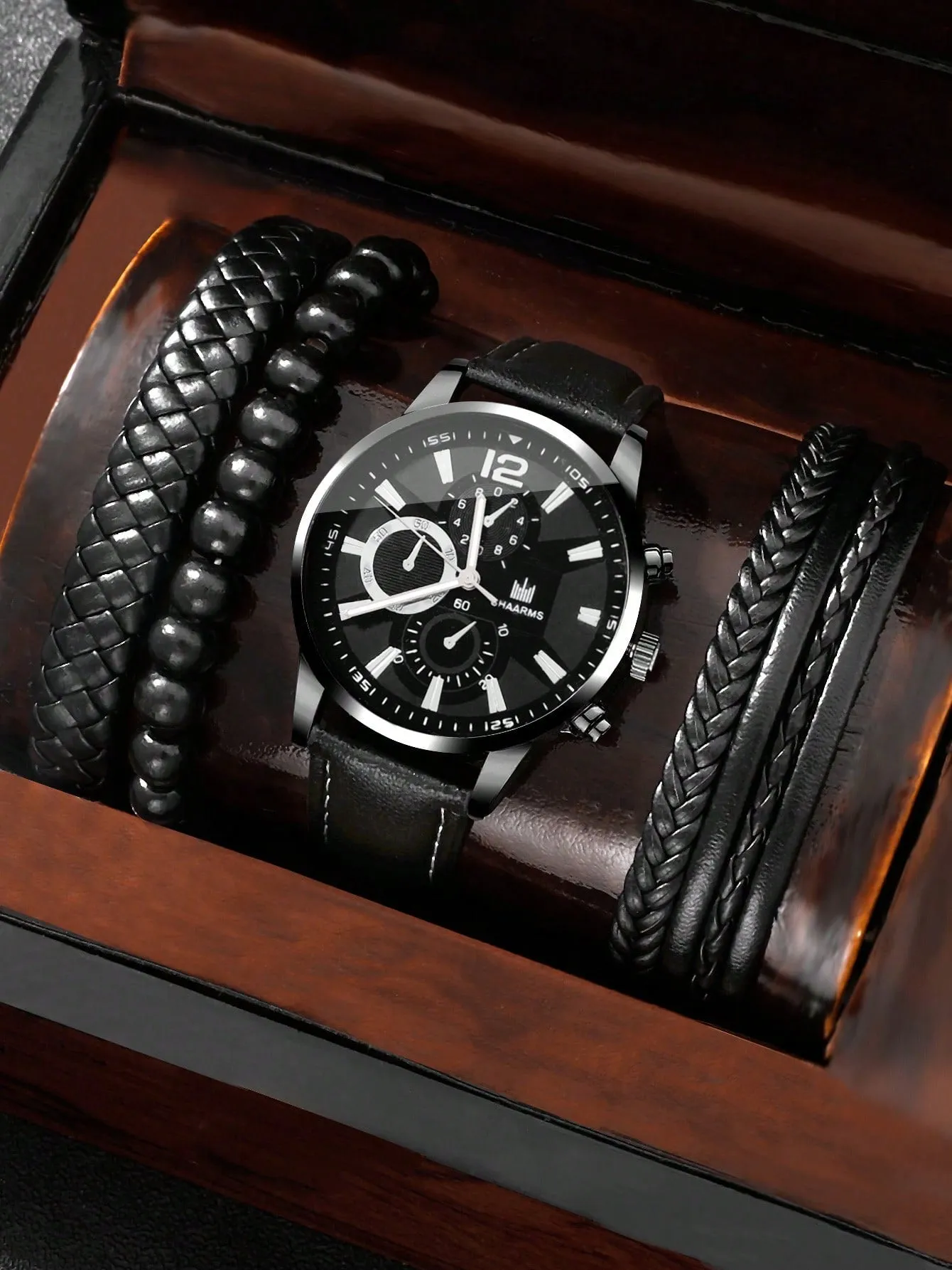 Men's Leisure and Fashionable Quartz Watch 4pcs/Set
