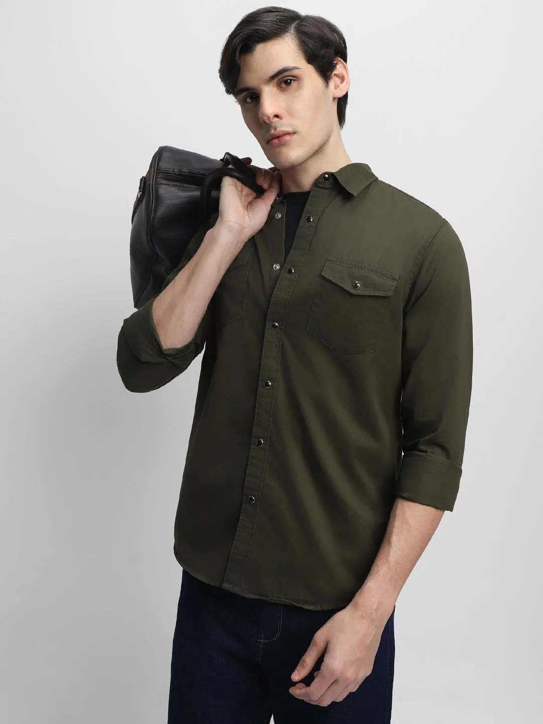 Men's Regular Collar Slim Fit Solid Olive Casual Shirts