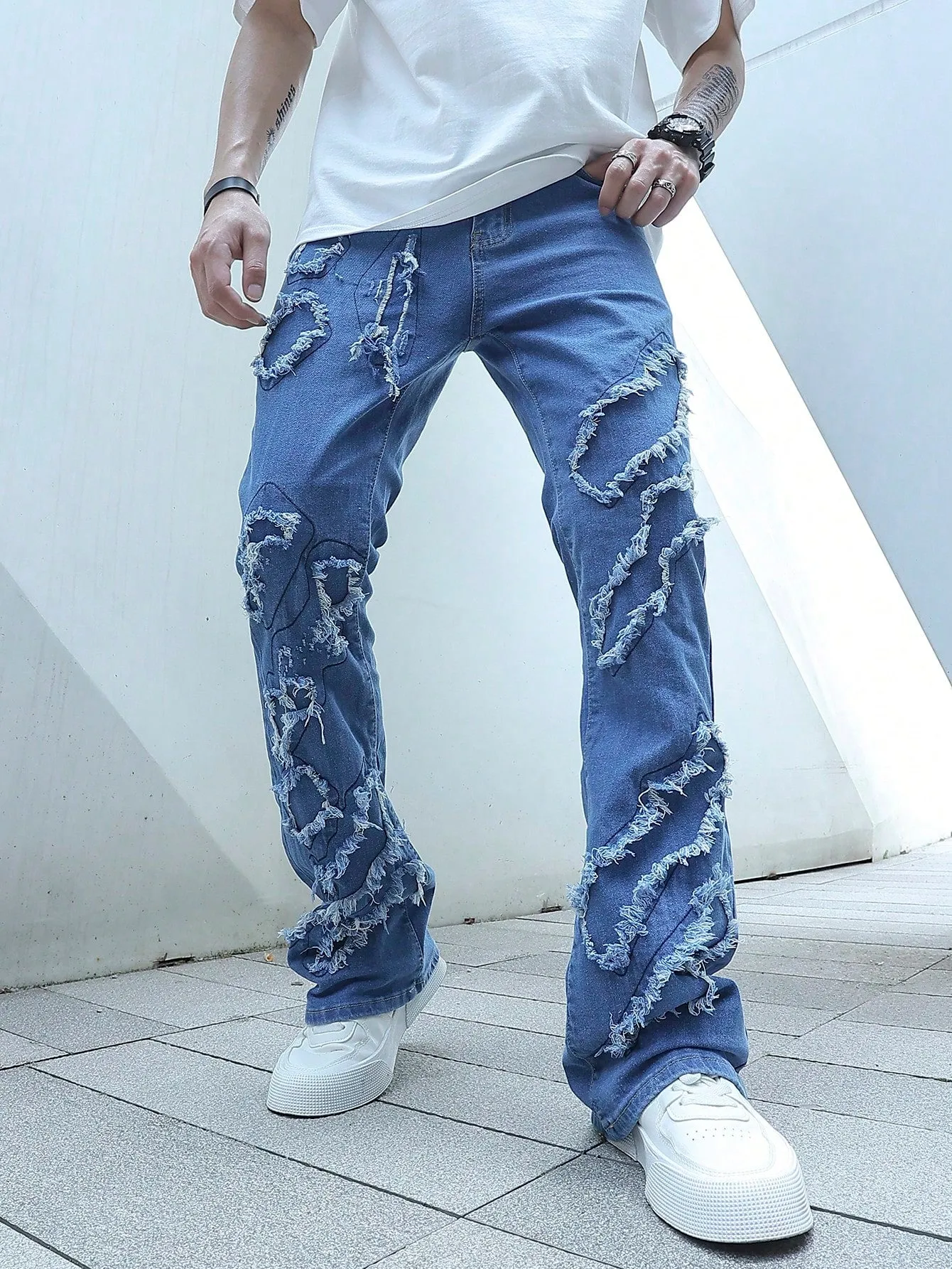 Men's Ripped Frayed Drip  Jeans