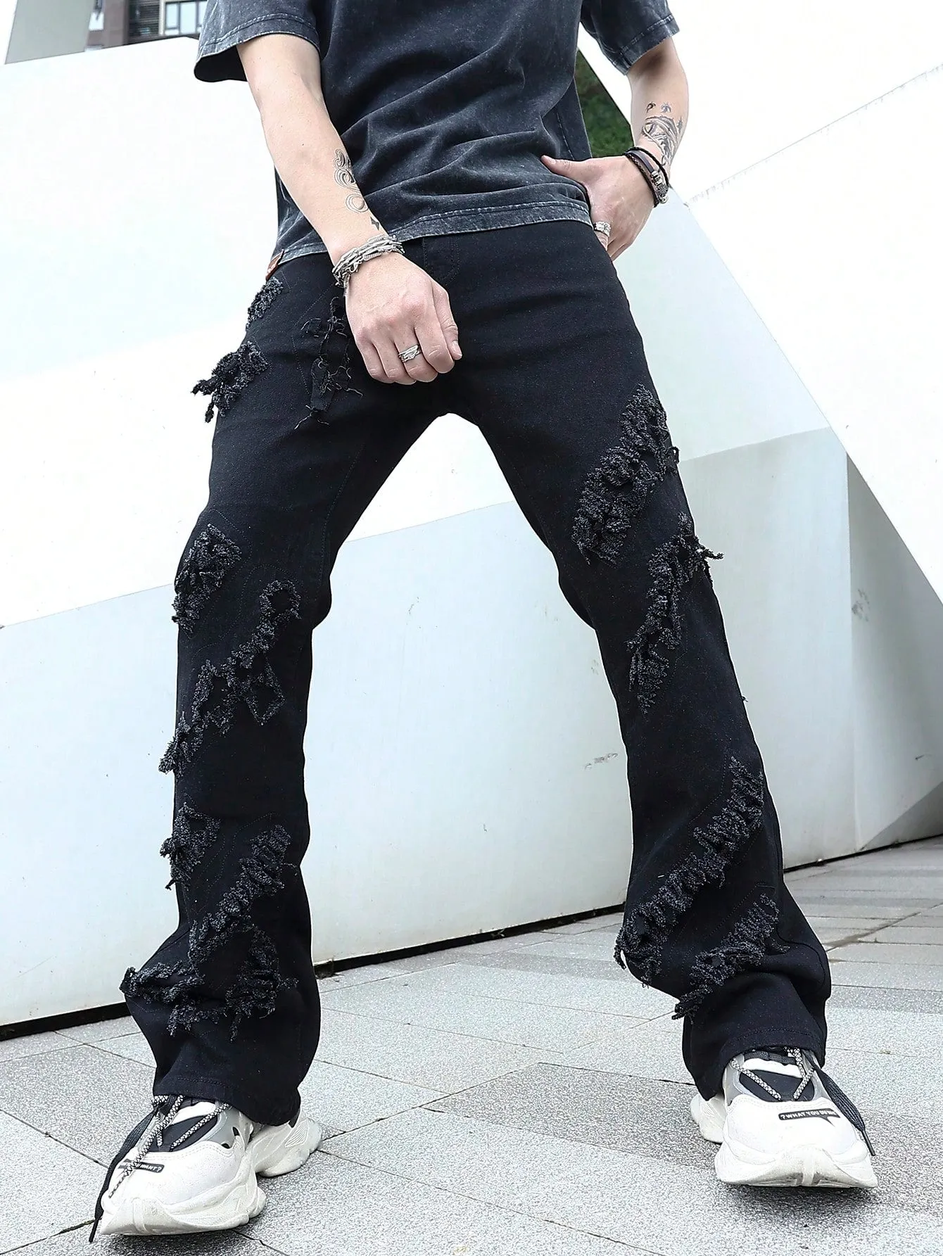 Men's Ripped Frayed Drip  Jeans
