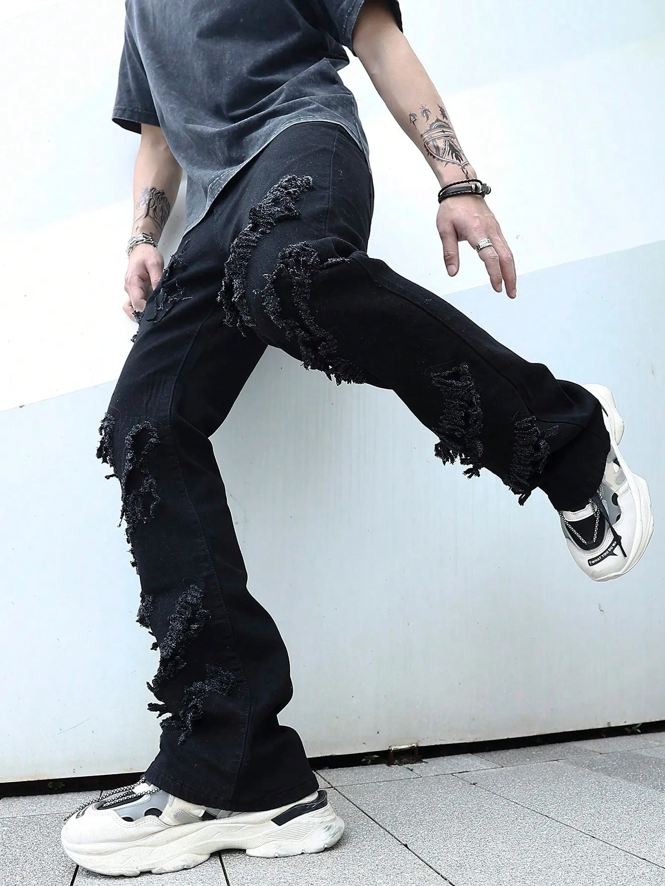 Men's Ripped Frayed Drip  Jeans