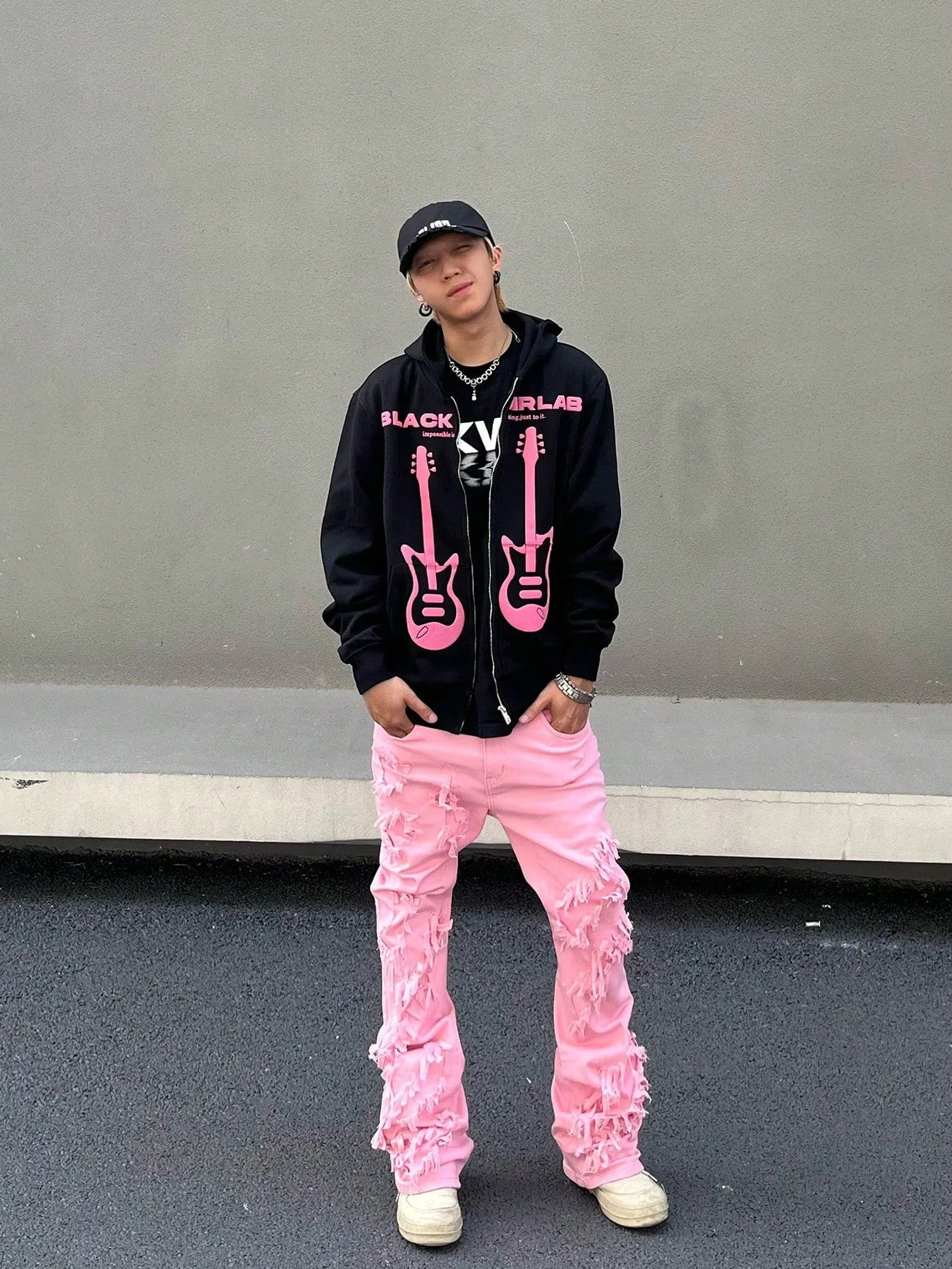 Men's Ripped Frayed Drip  Jeans