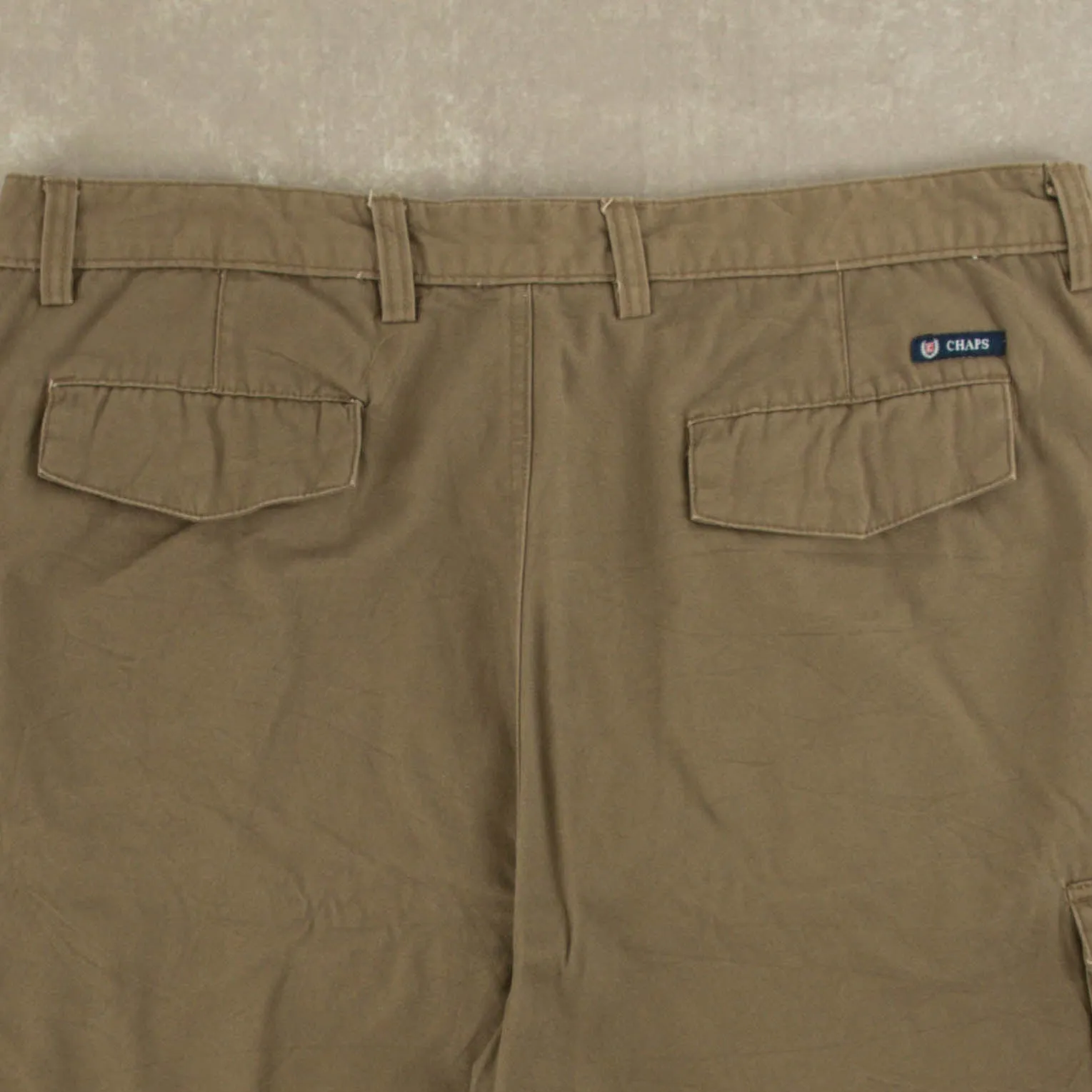 MEN'S VINTAGE CHAPS CARGO SHORTS - W36