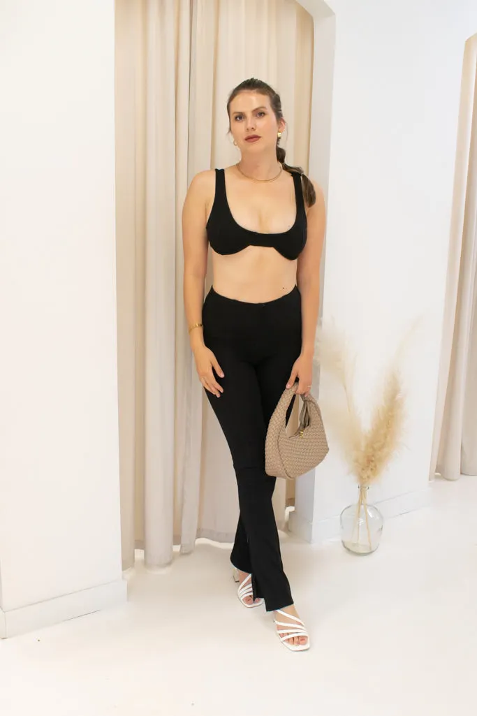 NEW SCARLET TWO PIECE SET (BLACK)