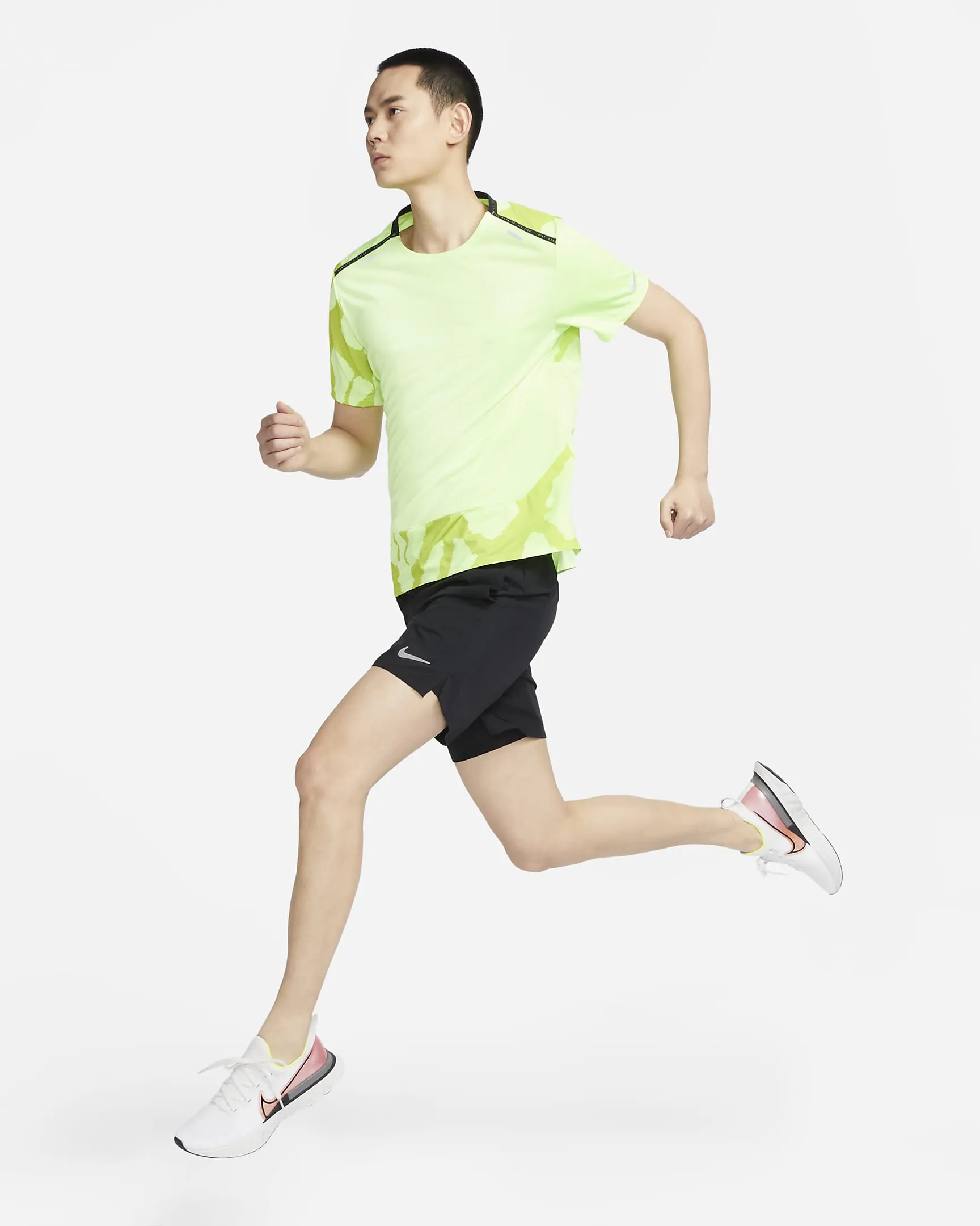 Nike Dri-FIT Challenger 2-in-1 Versatile Shorts