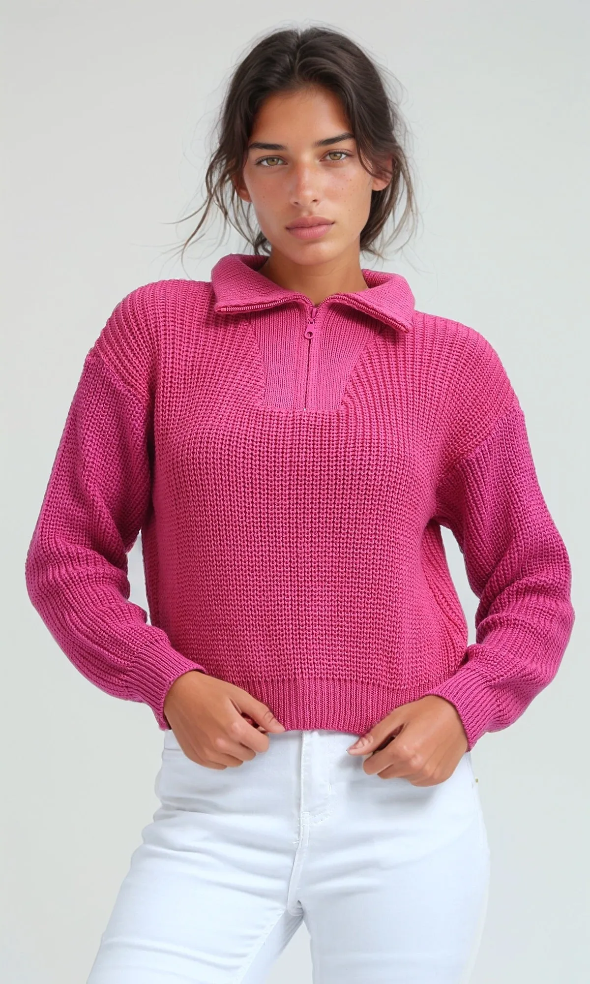 O198705 Long Sleeves Regular Fit Zipped Pullover - Fuchsia