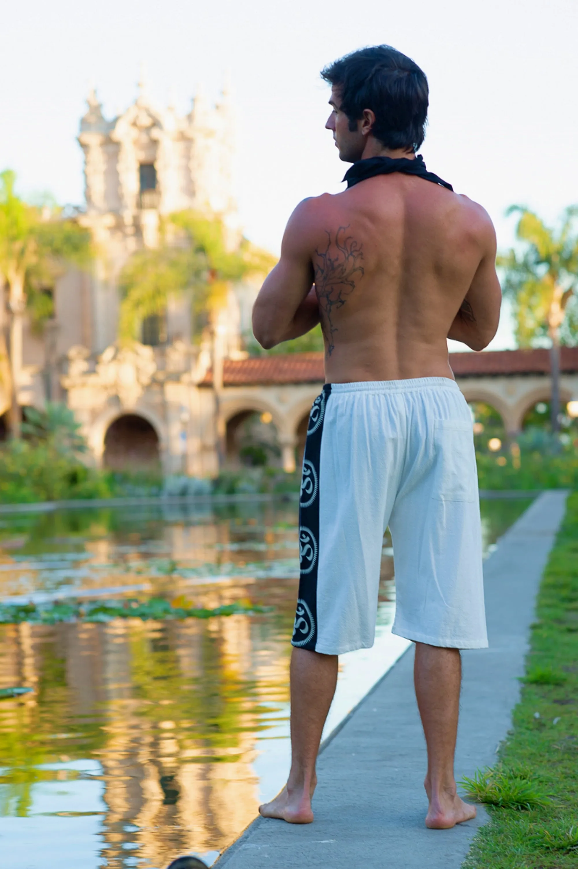 Om Lounge Shorts in White