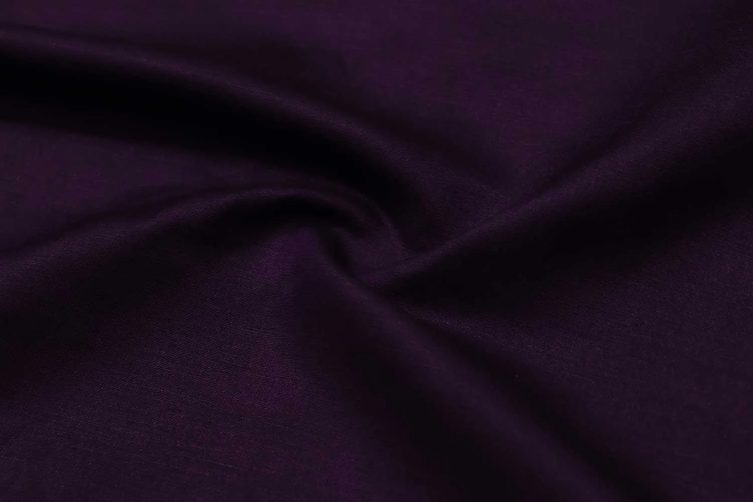 Precut of 1.5 Meters of Dark Purple Plain Viscose Dyed Linen Fabric