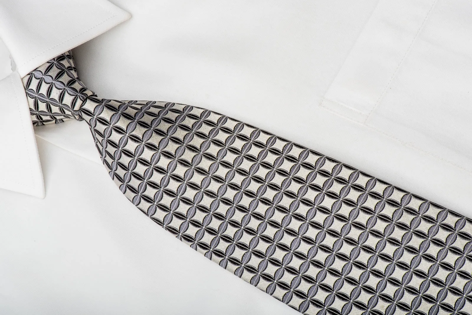 Renoma Men's Silk Necktie Trellis On Silver