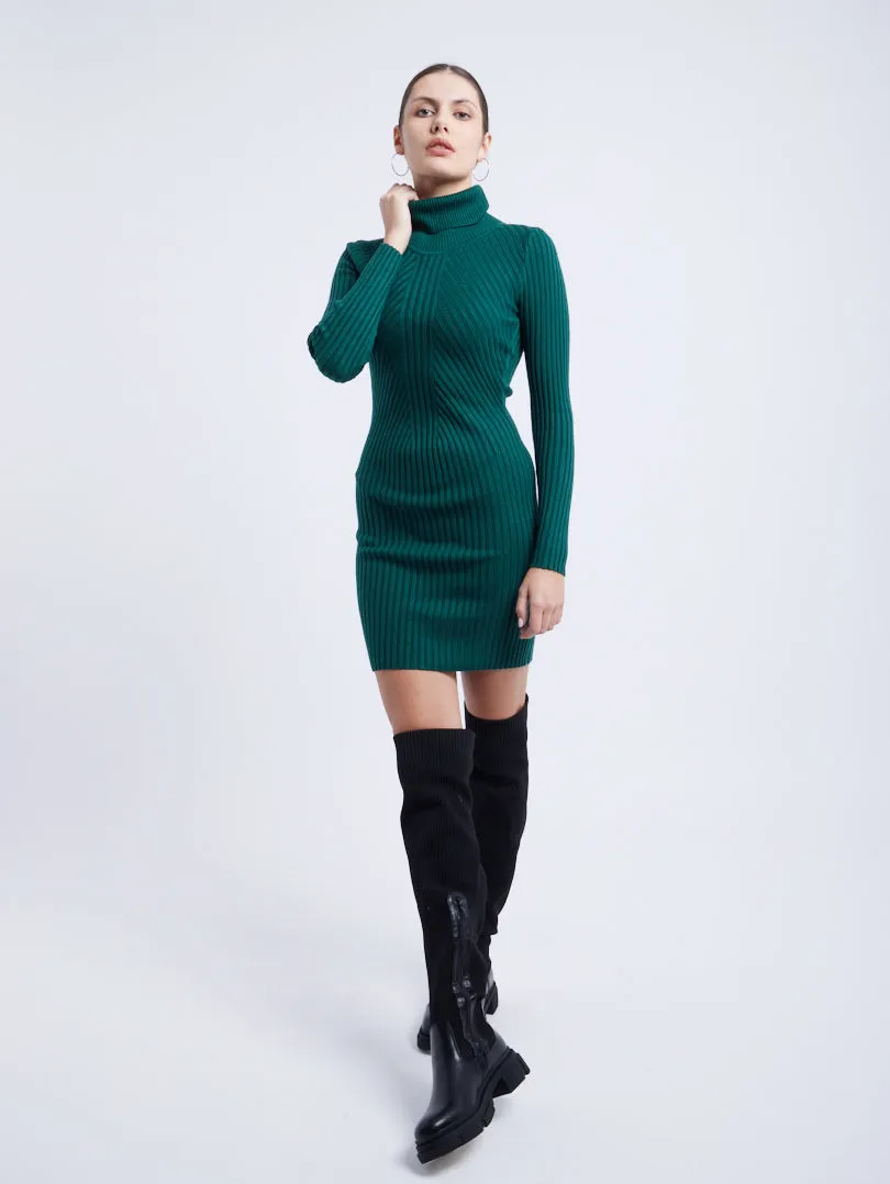 Robe en maille finition graphique