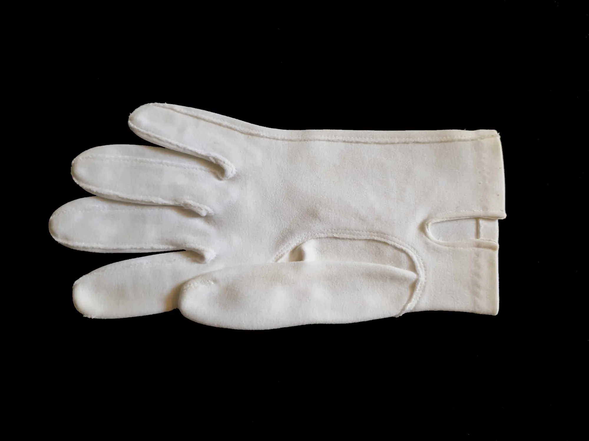 Short White Gloves With Flower Embroidery - Size 6.5 - S
