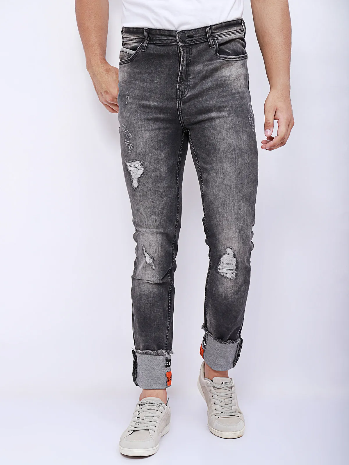 Slim Fit Ripped Jeans - FMBP20-018