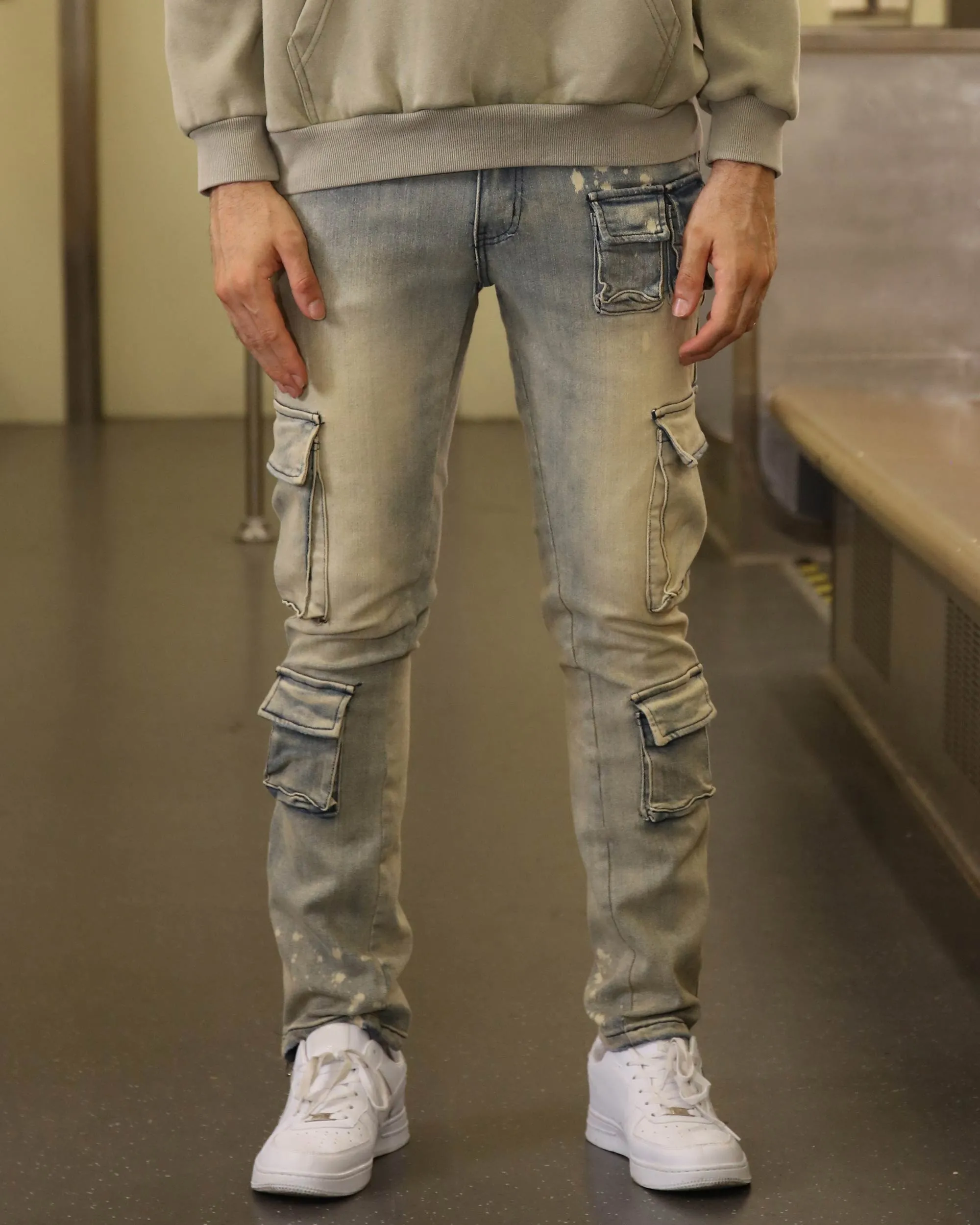 Spray-Painted Distressed Blue Jeans with Cargo Pockets-Mexico Local Delivery