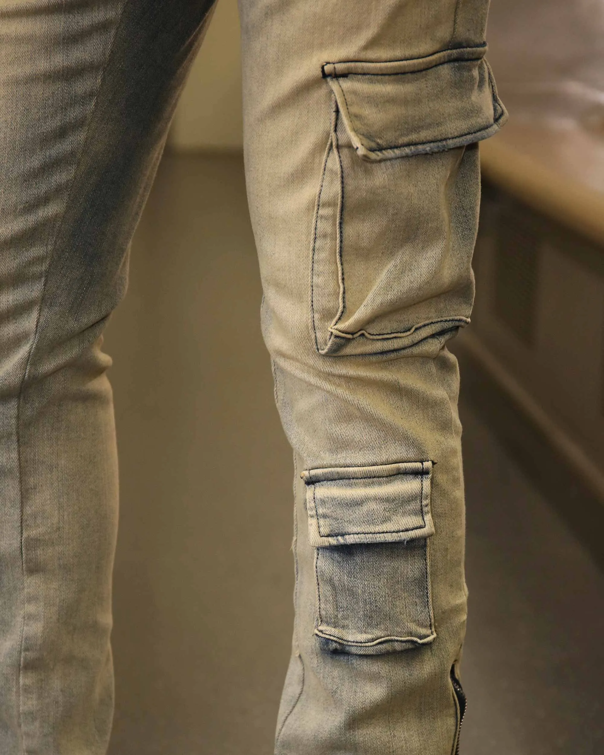 Spray-Painted Distressed Blue Jeans with Cargo Pockets-Mexico Local Delivery