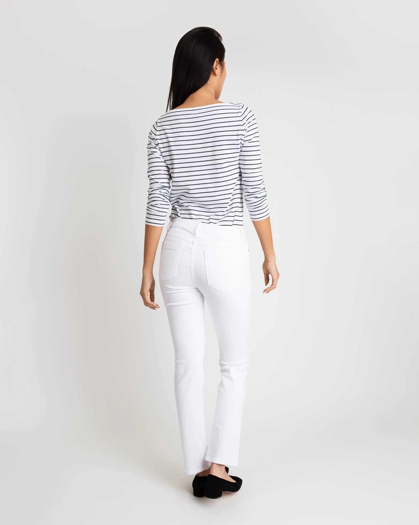 Straight Leg 5-Pocket Jean in White Stretch Denim