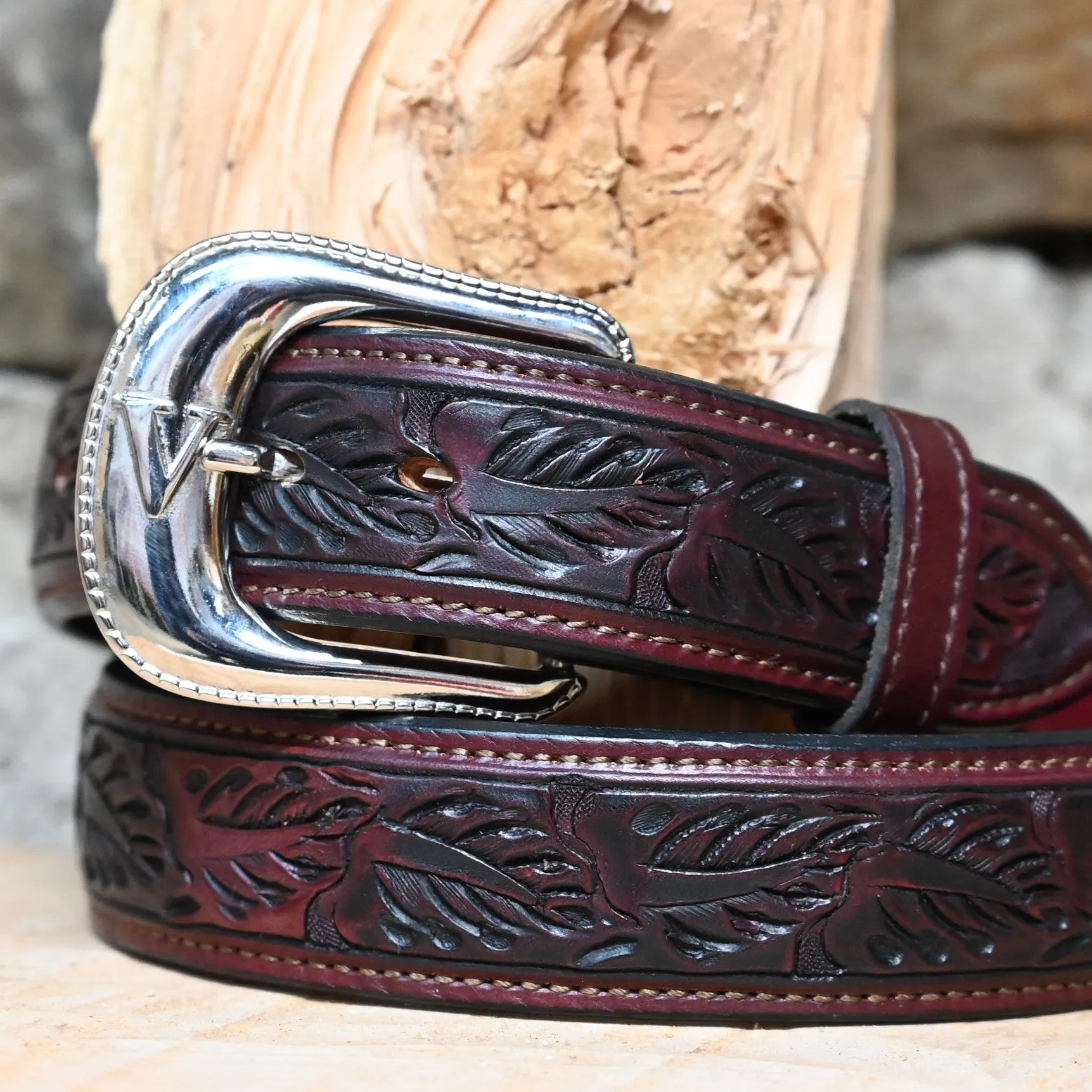 Straight Saddle Brown Skived Leaf Belt
