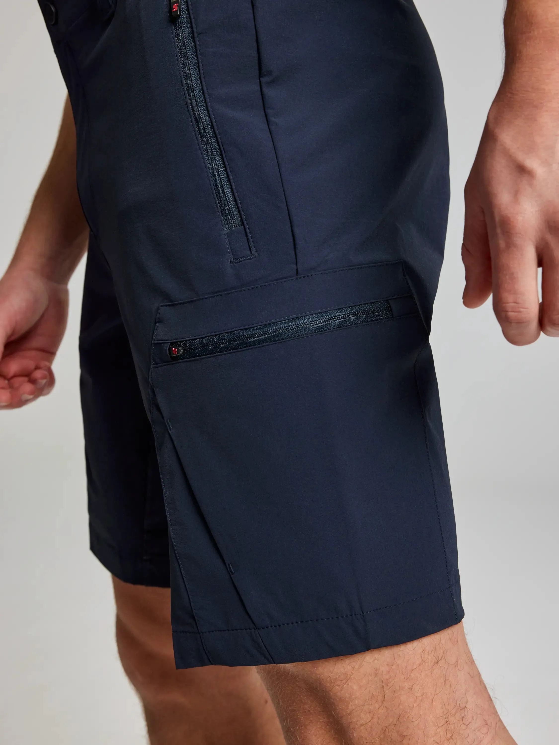 TECH CARGO SHORT
