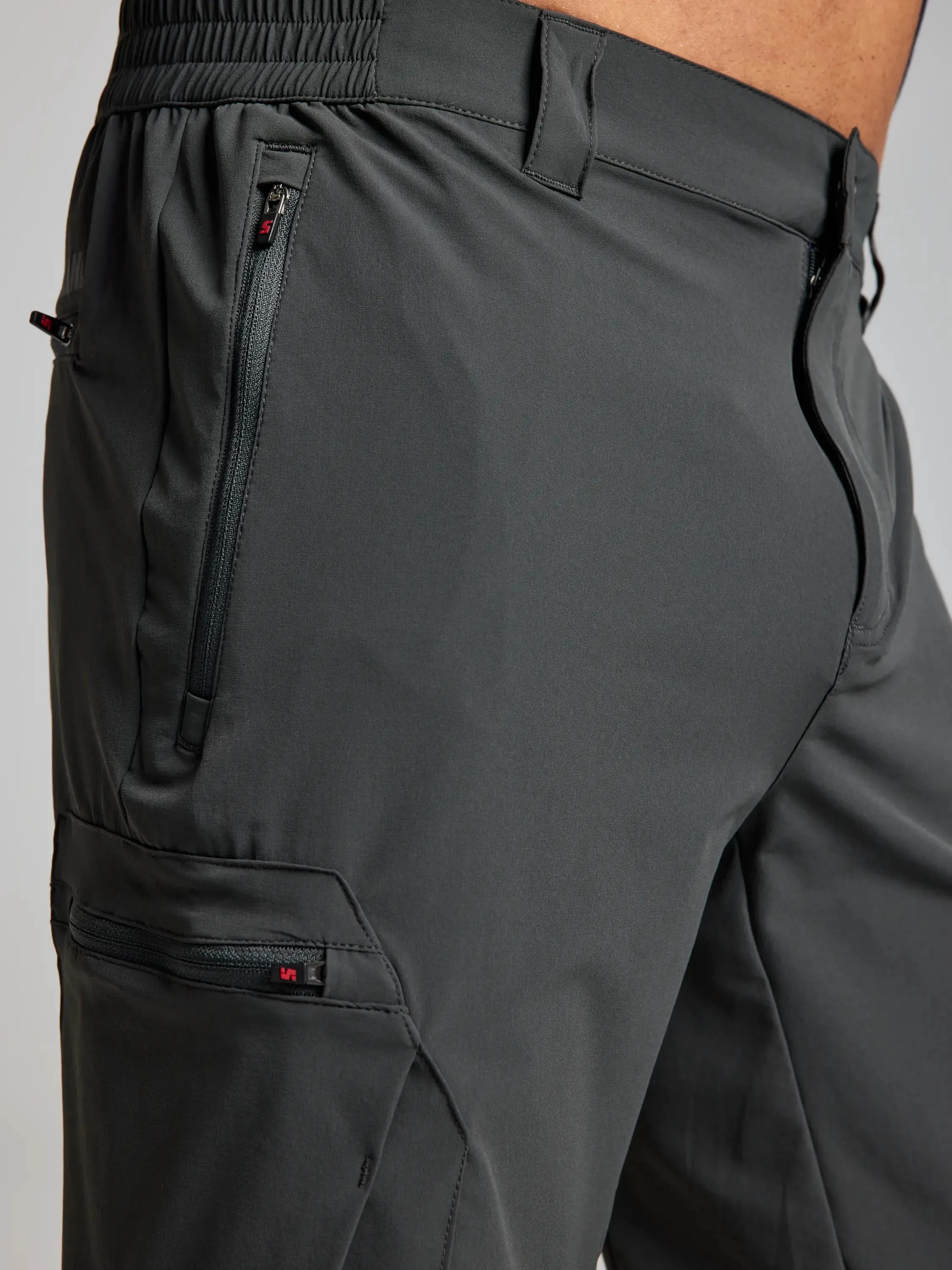 TECH CARGO SHORT