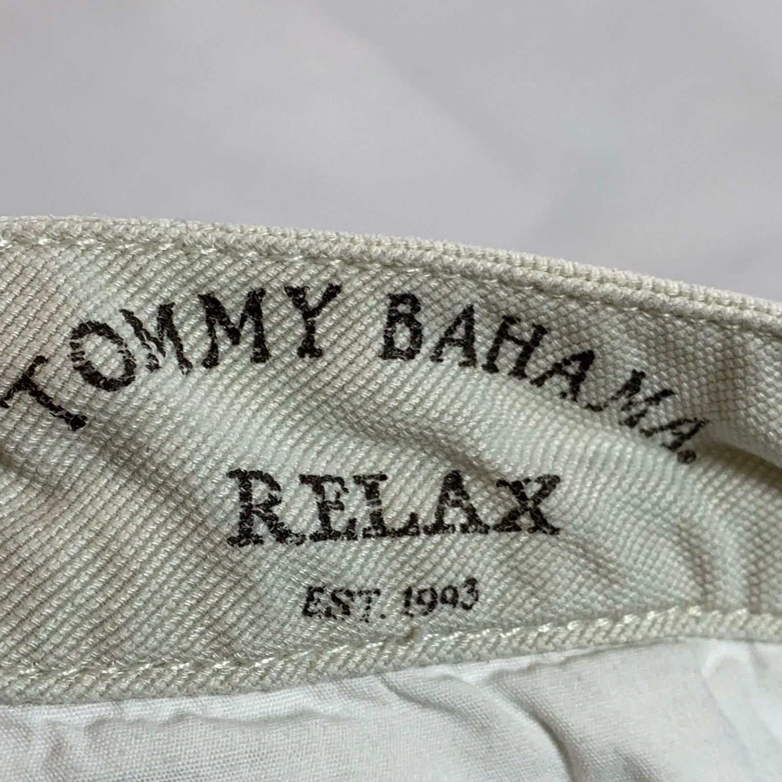 TOMMY BAHAMA RELAX Men's Beige Regular-Fit Cargo Shorts SZ 34