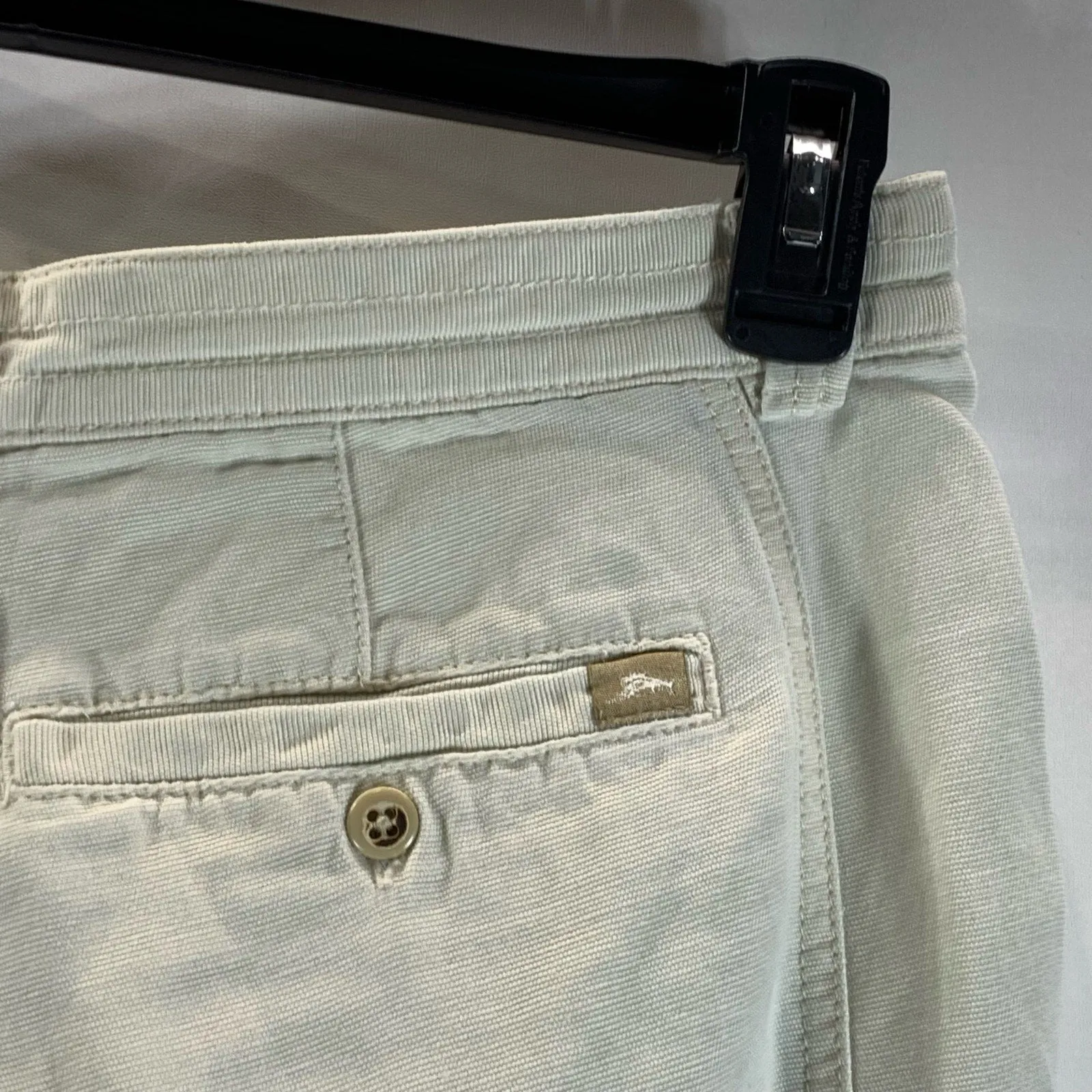 TOMMY BAHAMA RELAX Men's Beige Regular-Fit Cargo Shorts SZ 34