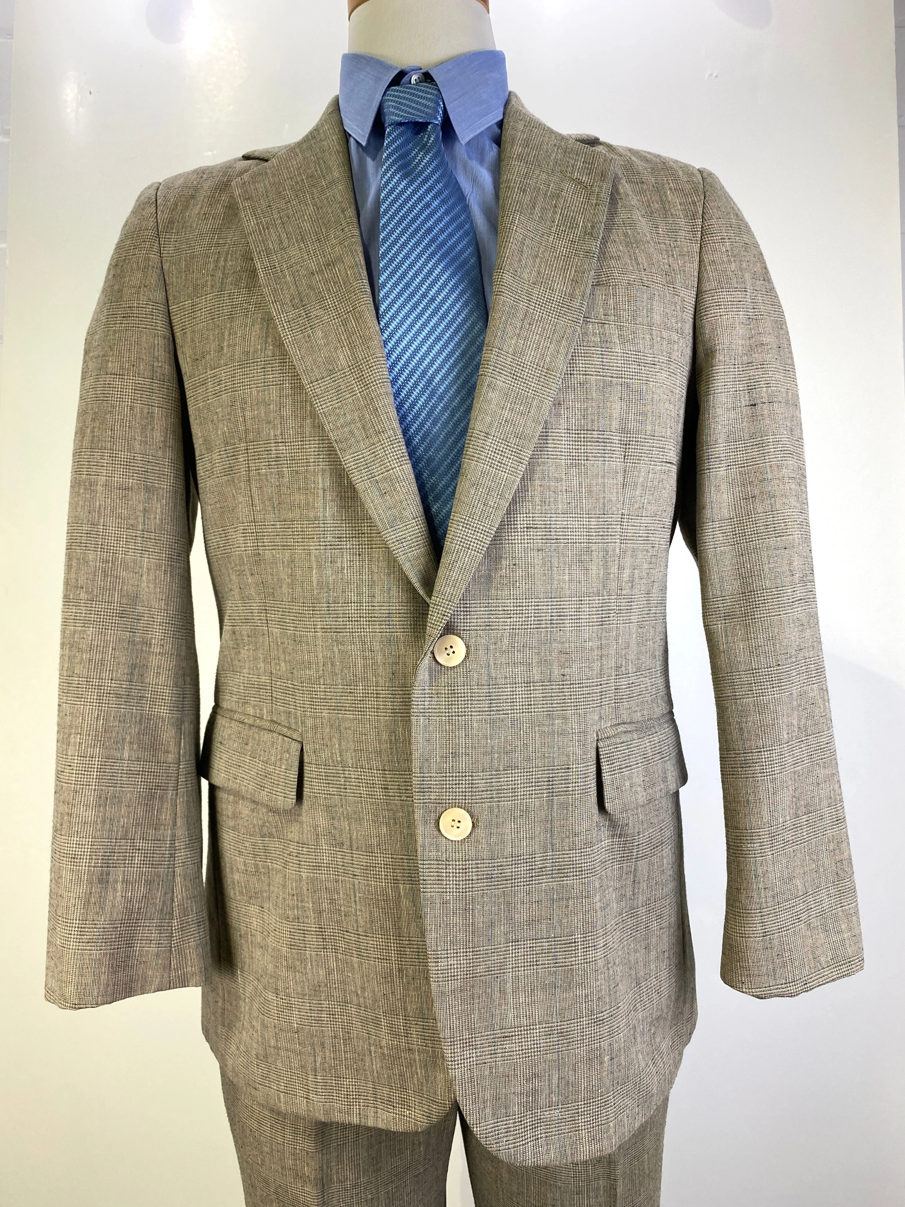 Vintage 1980s Grey/ Beige/ Blue Glen Plaid 2-Piece Men's Suit, Imperial by Haggar, 40