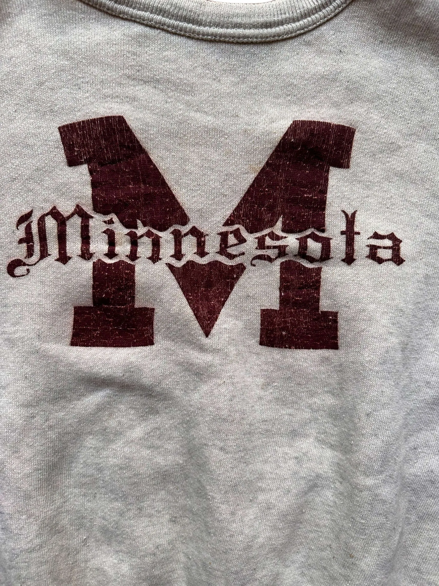 Vintage Minnesota Crewneck Sweatshirt SZ L | Vintage Crewneck Sweatshirts Seattle | Barn Owl Vintage Seattle