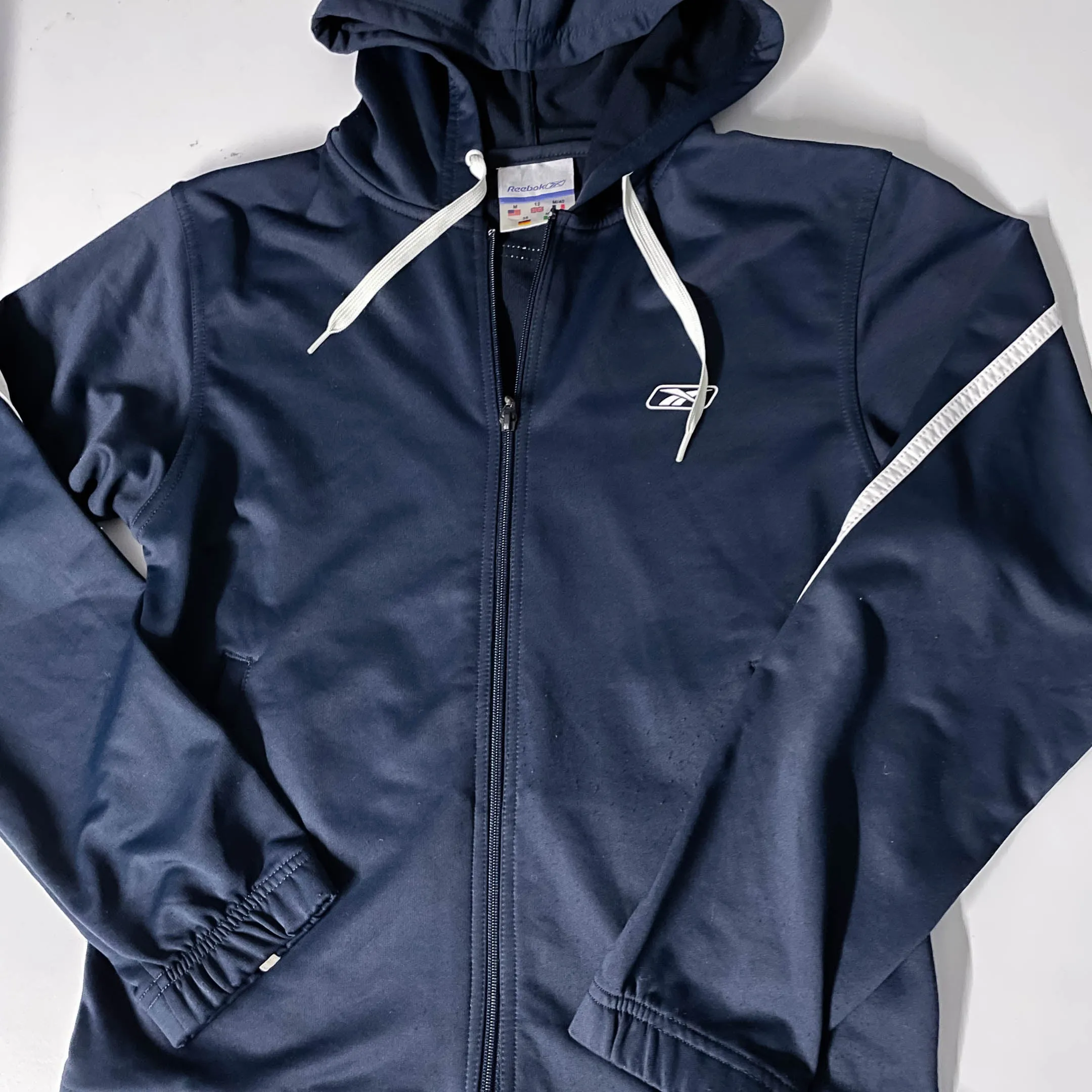 Vintage Reebok Men's Navy Blue Medium hoodie Jacket