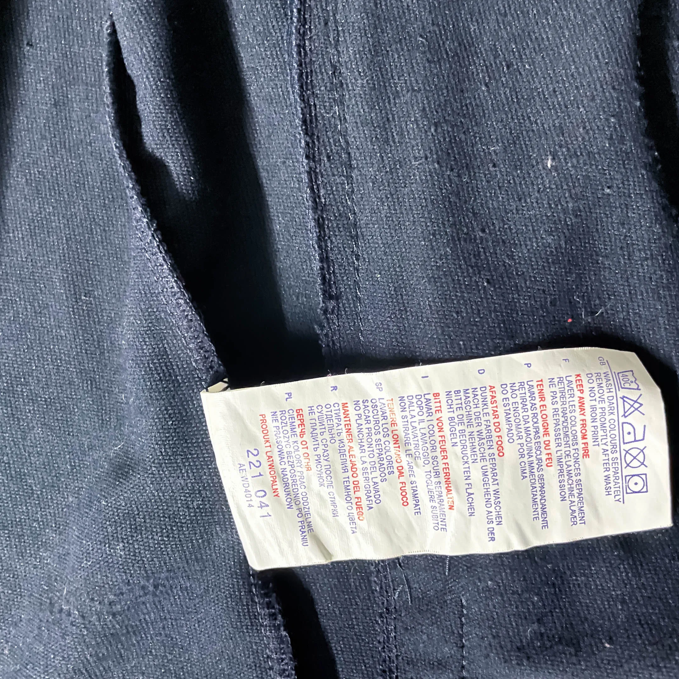 Vintage Reebok Men's Navy Blue Medium hoodie Jacket