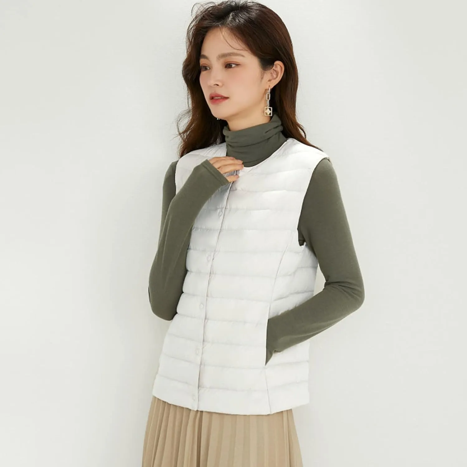 Women's Round Neck Puffer Vest Crewneck Winter Quilted Down Vest Trendy Lightweight Thicken Warm Bubble Gilet Tank